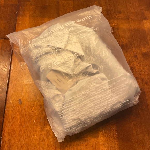 NWT Fabletics Strappy Built in Bra Tank-Grey 2XL - Picture 6 of 6